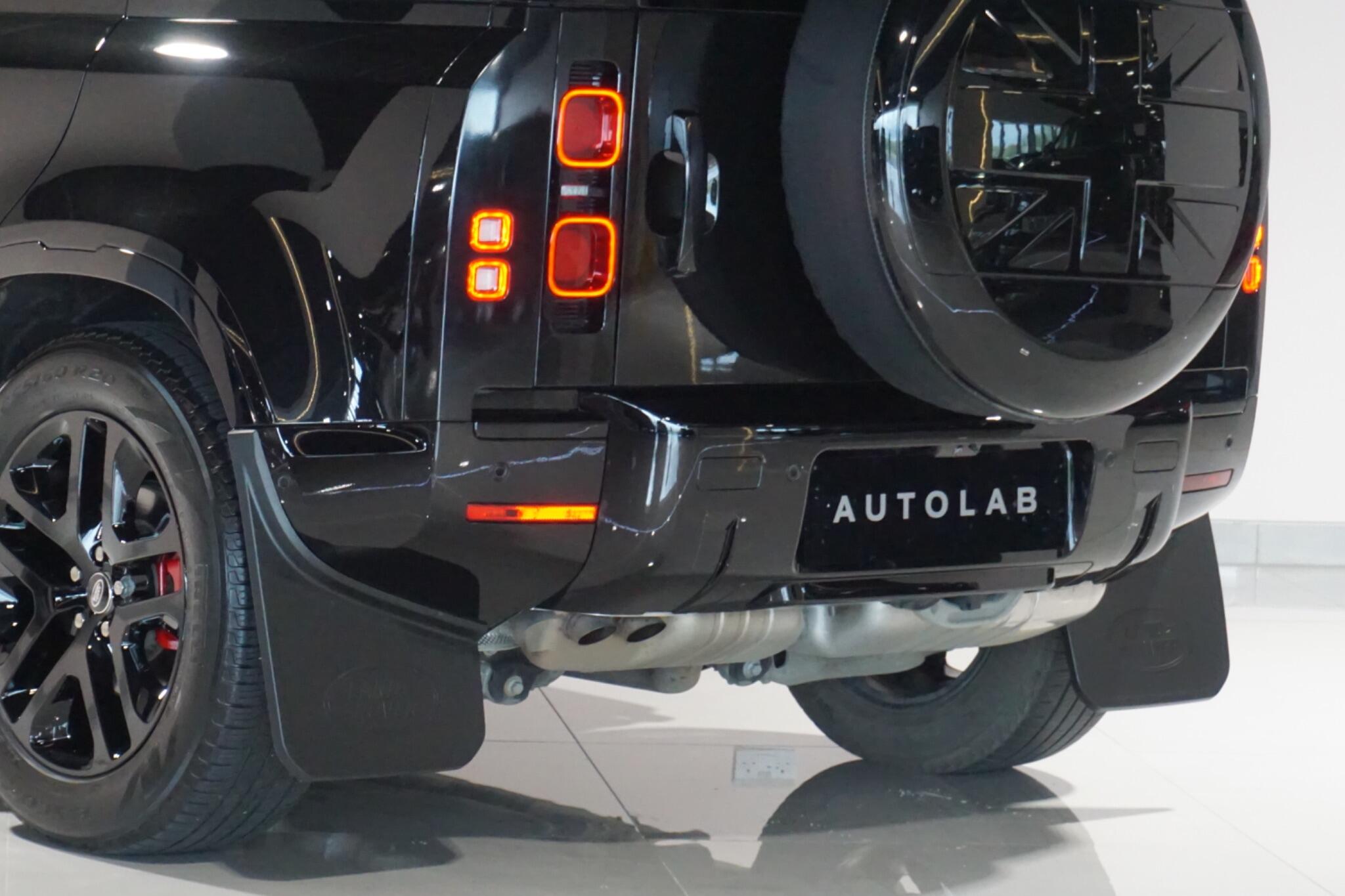 Land Rover Defender 110 3.0 D250 MHEV XS Edition SUV 5dr Diesel Auto 4WD Euro 6 (s/s) (250 ps)